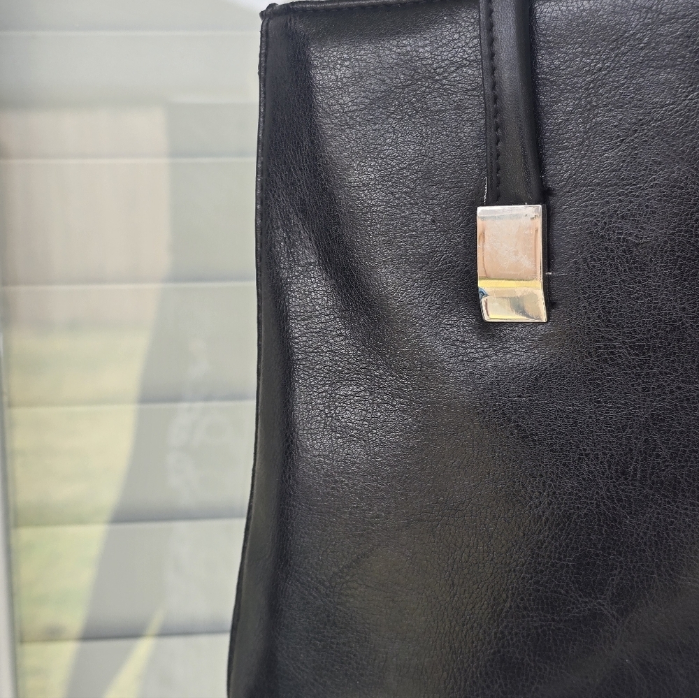 Dolce & Gabbana Elegant Black Shoulder Bag Women Small - Picture 6 of 15